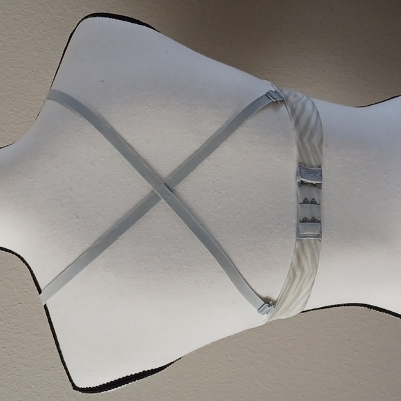 PINK Victoria's Secret 2-way Convertible Push up Bra - Picture 3 of 9